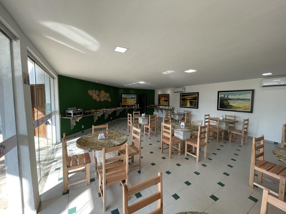 Muta Praia Hotel Порту-Сегуру Экстерьер фото